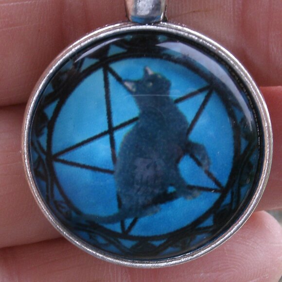 Black Cat Pentacle Glass Cabochon Pendant Necklace - Picture 11 of 14